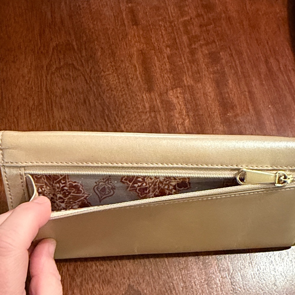 HOBO Gold Metallic Trifold Clutch/Wallet - Picture 7 of 17